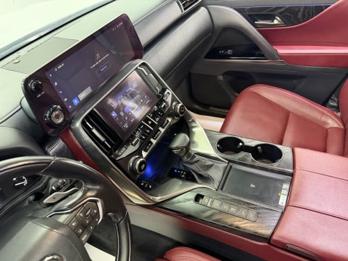 2023 LEXUS LX600 8000គីឡូ​ មួយទឹកស្លាកលេខ
