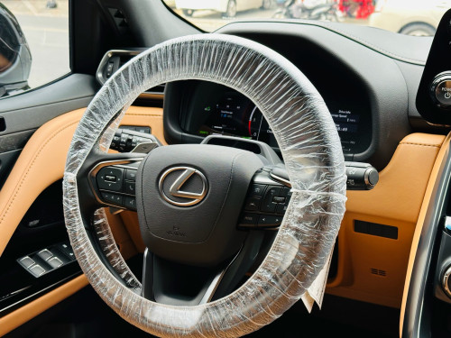 2025 Lx 700 KURO黑