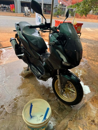 ADV 150