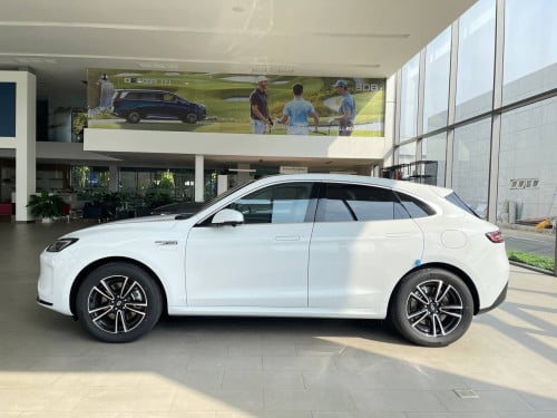 AITO M5