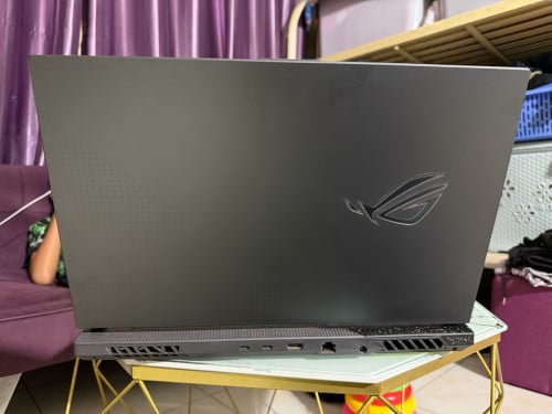 ASUS ROG G713RC 99% Ryzen 7 6800H / DDR5 16G / 512G / 3050 4G