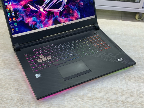 Asus ROG Strix G17 G712LV 17.3”FHD 240Hz