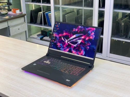 Asus ROG Strix G17 G712LV 17.3”FHD 240Hz