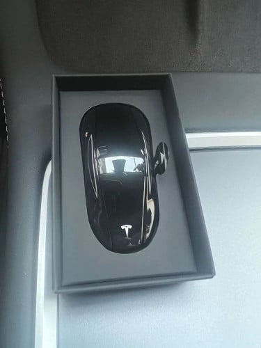 Brand New Tesla Keyfob Model 3/Y ថែមស្រោមសោរជូន