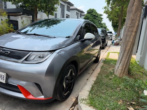 BYD Dolphin 2024 EV 410km (6 years warranty )