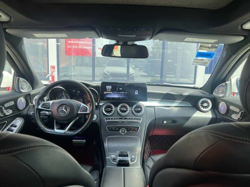 C300 ឆ្នាំ2015 ទឹកថ្នាំហ្សុីន AMG Line Package