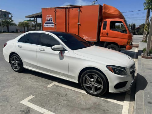 C300 ឆ្នាំ2015 ទឹកថ្នាំហ្សុីន AMG Line Package
