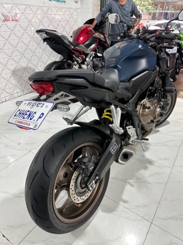 CB650R