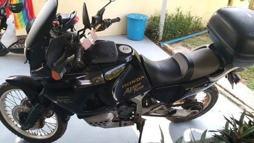 For sale HONDA AFRICA TWIN 750CC. Year 2003.