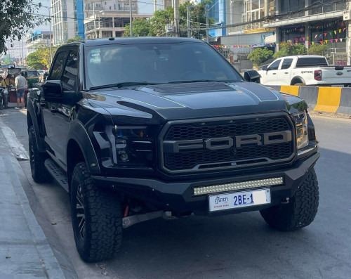 Ford Raptor ឆ្នាំ2019 ម្ចាស់ដើម ធានាឡានស្អាត ទឹកថ្នាំហ្ស៊ីន1ជុំ