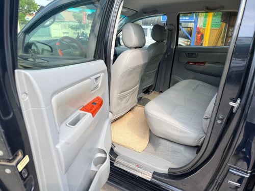 Hilux Vigo 2008 ឡានទិញថ្មីក្រុមហ៊ុន