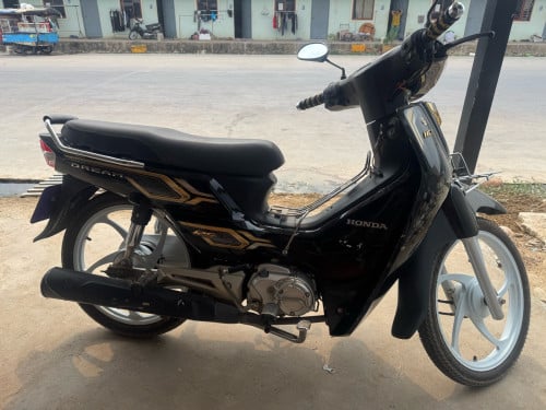 HONDA DREAM 2024