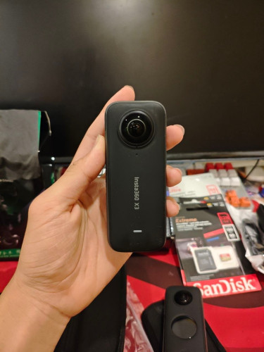 Insta360 X3