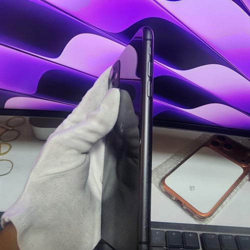 iPhone 11 64GB Black