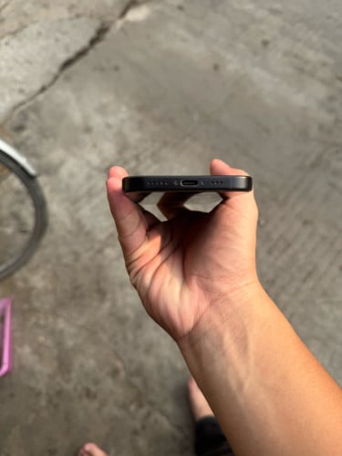 iPhone 15 256G