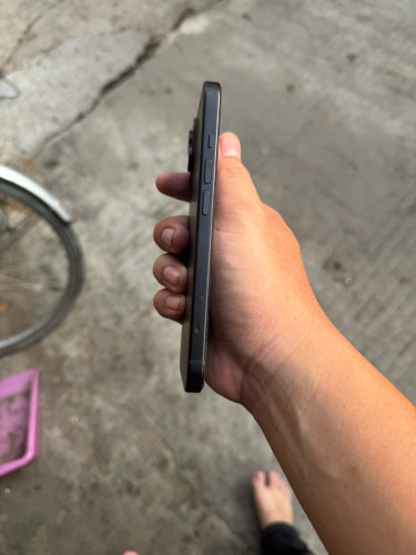 iPhone 15 256G