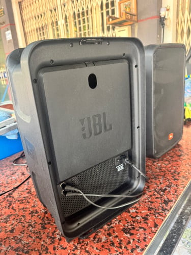 Jbl eon 208p