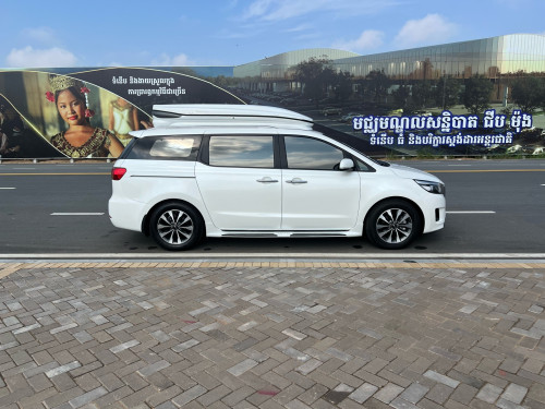 Kia Canival 2015