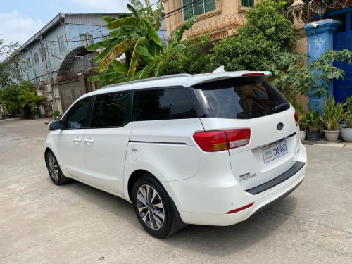 KIA Carnival 2015 h full ម៉ាស៊ូត