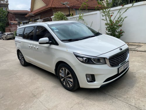 KIA Carnival 2015 h full ម៉ាស៊ូត