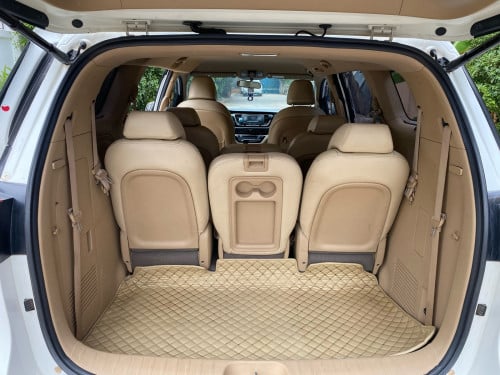 KIA Carnival 2015 h full ម៉ាស៊ូត
