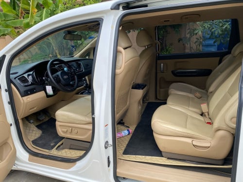 KIA Carnival 2015 h full ម៉ាស៊ូត