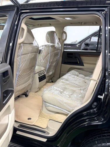 Land Cruiser GX.R សាំង 2018 ទឹកថ្នាំស៊ីនទាំងកាង