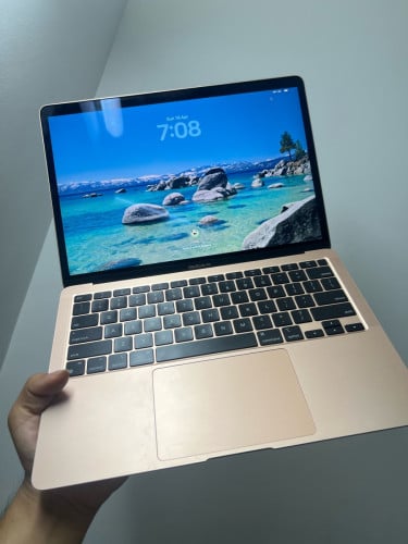 MacBook Air M1 តម្លៃធូរថ្លៃស្អាត 99.9%