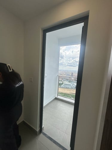 Urban Village Phase 2 (UV2) 1Bed 45Floor