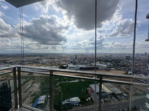 Urban Village Phase 2 (UV2) 1Bed 45Floor