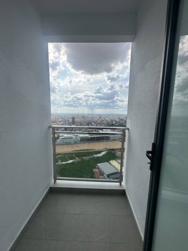 Urban Village Phase 2 (UV2) 1Bed 45Floor