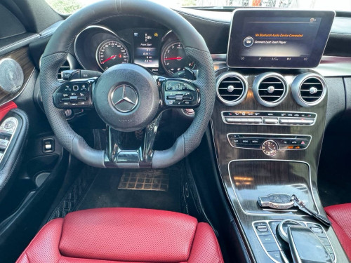 Mercedes Benz C300 2015 top option