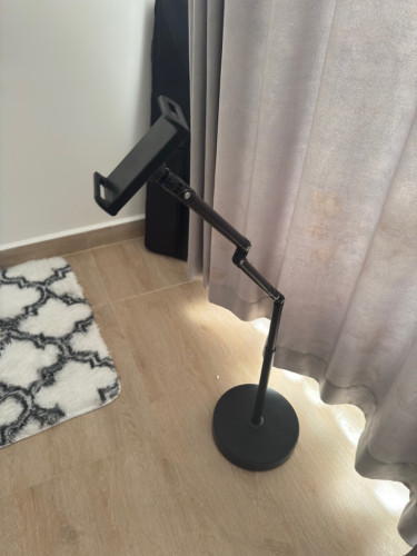 Moving IPad stand