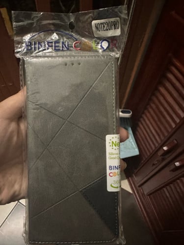 Note 20 pro or ultra for sale.