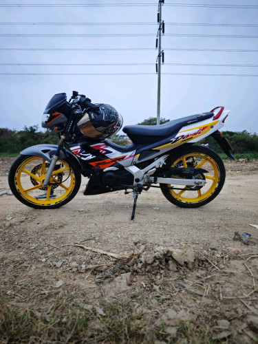 nova dash 125 មានពន្ធឬត្រឹមត្រូវម៉ាស៊ីនស្ងាត់ចង់វ៉ៃដូរយកត្រៃ