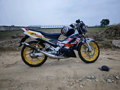nova dash 125 មានពន្ធឬត្រឹមត្រូវម៉ាស៊ីនស្ងាត់ចង់វ៉ៃដូរយកត្រៃ