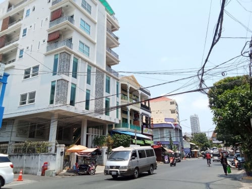 Office Space Apartment for Rent in Teuk L’ak 1, Toul Kork, Phnom Penh