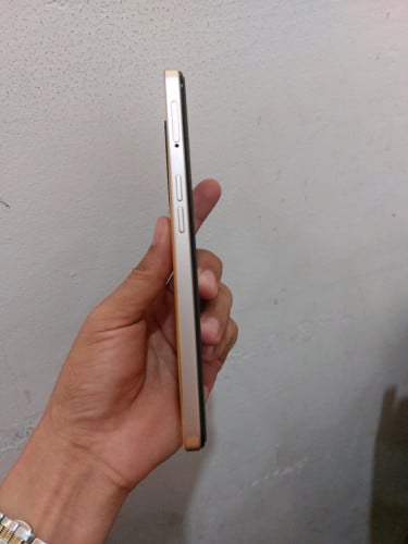 OPPO A77s