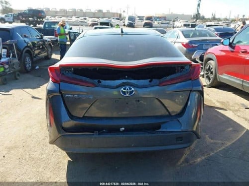 Prius prime016តម្លៃសាង21###តម្លៃរាបចំមួយស្អាត25200