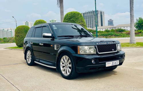 Rang Rover មានត្រឹម​ 6000$ ដកឡានជិះភ្លាម