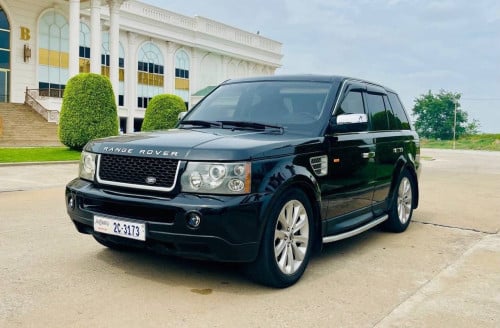 Rang Rover មានត្រឹម​ 6000$ ដកឡានជិះភ្លាម