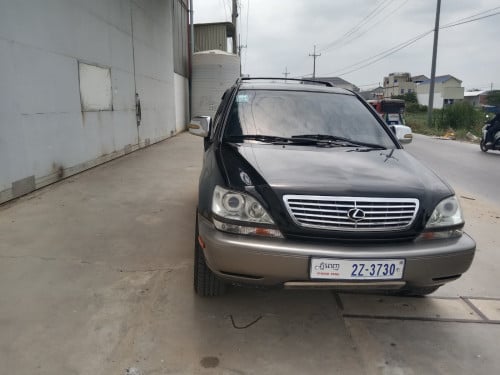 RX 300 ឆ្នាំ 01 ប៉ុង 01 ឡានថ្មីស្អាតឡានផ្ទាល់ខ្លួនរបស់ខ្ញុំ