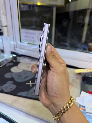Samesung Fold6 512G ក្រុមហ៊ុន sim2
