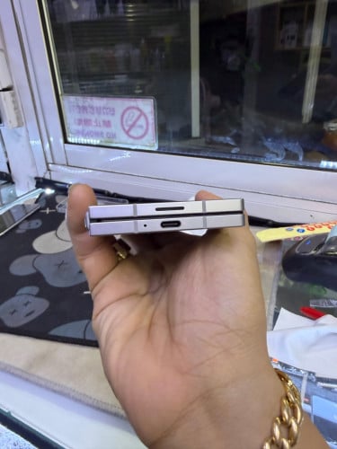Samesung Fold6 512G ក្រុមហ៊ុន sim2