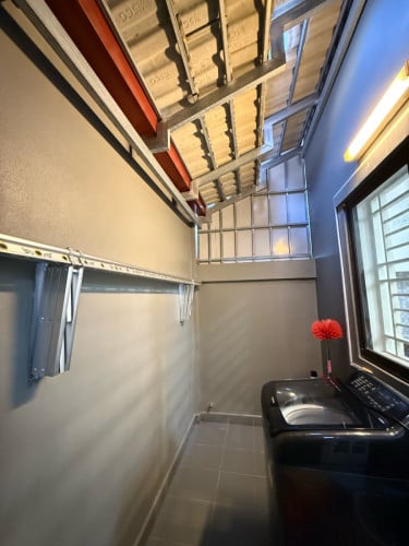 Shop House Rent 750$