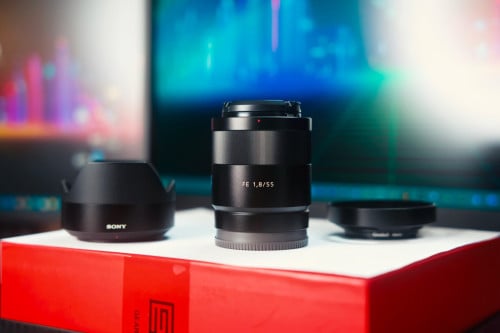 Sony Zeiss 55mm 1.8 - Excellent Condition, Humidity Controlled Storage, Great EDC & Travel Lens