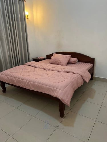 Spacious 2-Bedroom Apartment in Toul Tom Poung Area (Russian Market)