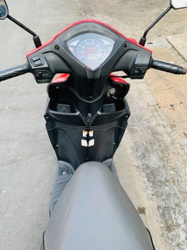 SUZUKI ADDRESS (650$) Japan 2015 110cc