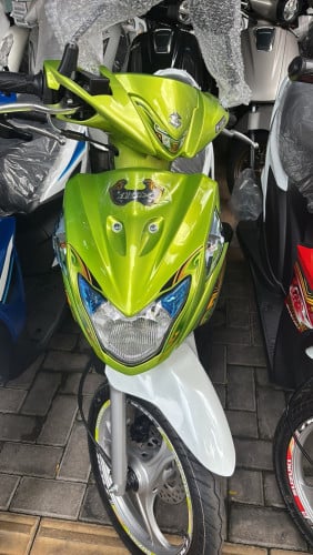 Suzuki nex