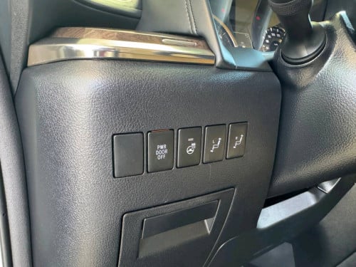 TOYOTA ALPHARD 2020